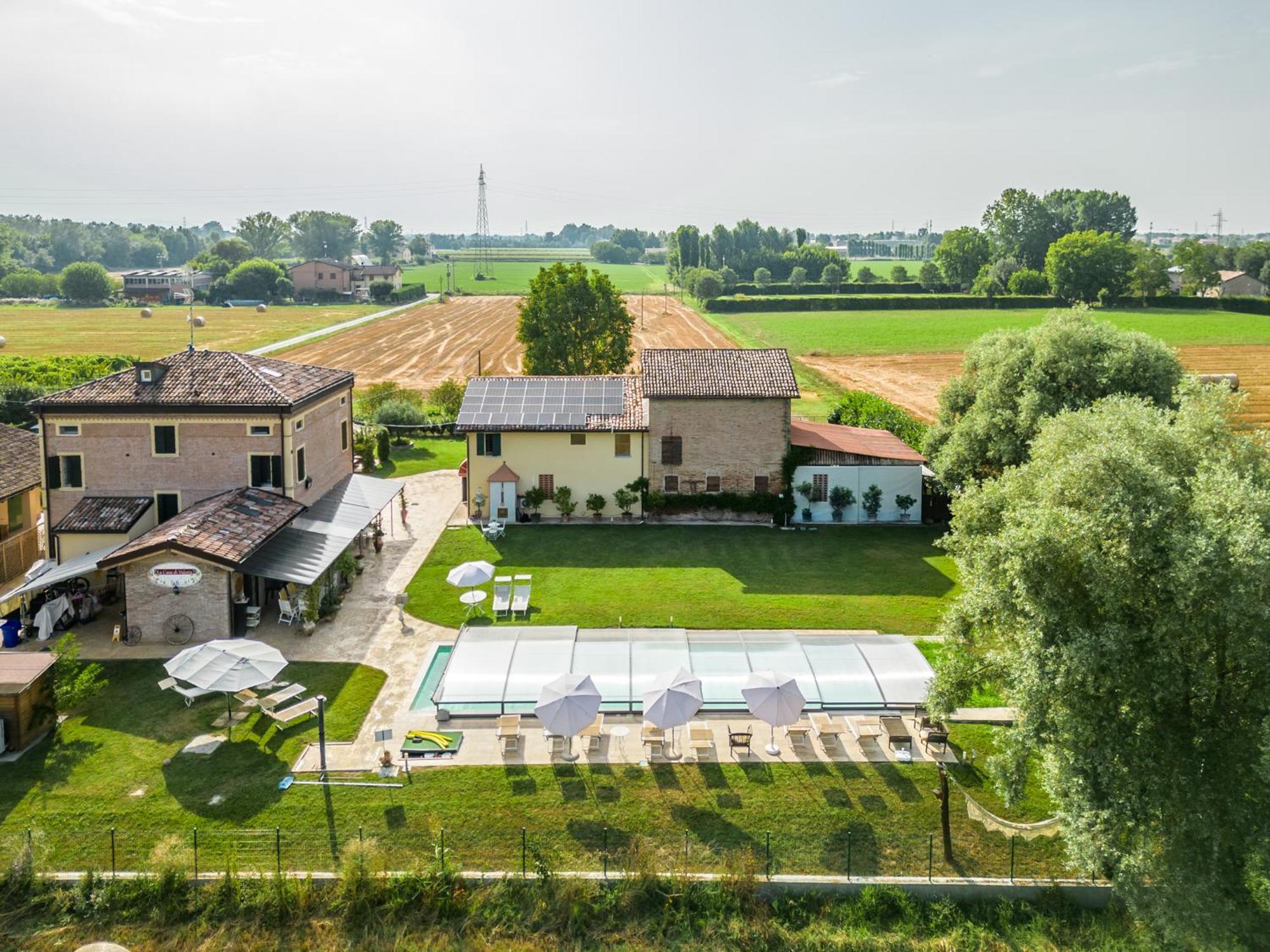 La Casa Di Valeria - Modena Bed & Breakfast Eksteriør bilde