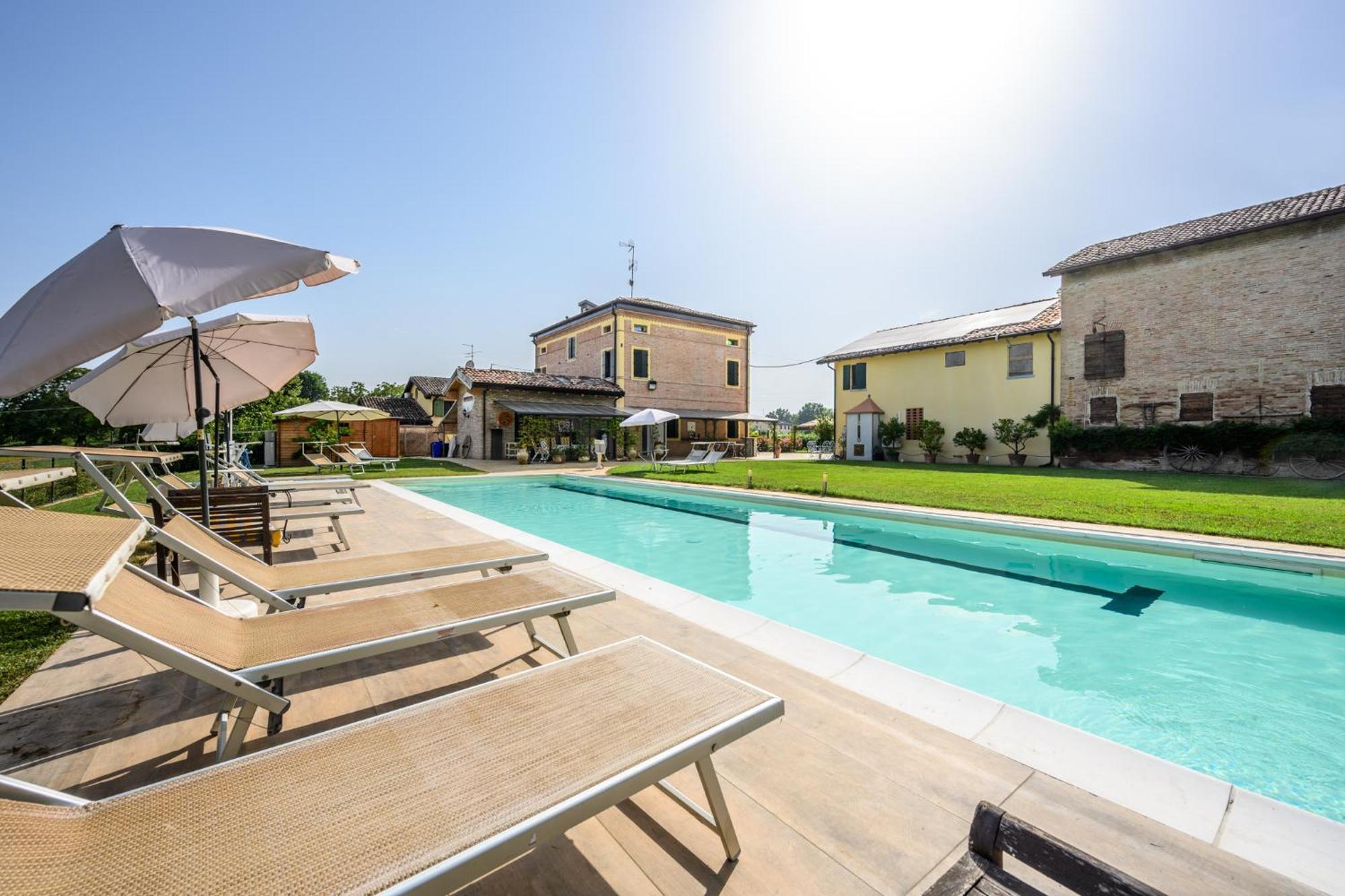 La Casa Di Valeria - Modena Bed & Breakfast Eksteriør bilde