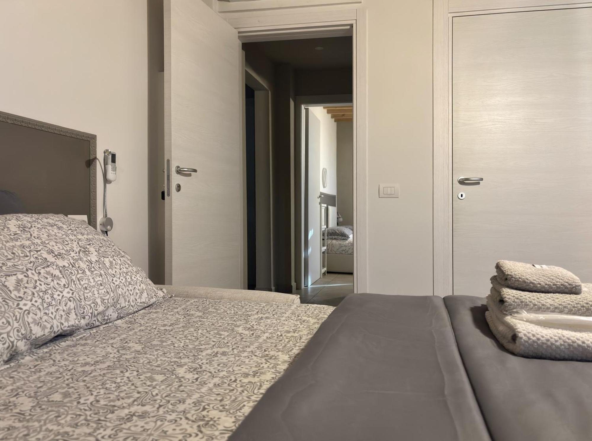 La Casa Di Valeria - Modena Bed & Breakfast Eksteriør bilde